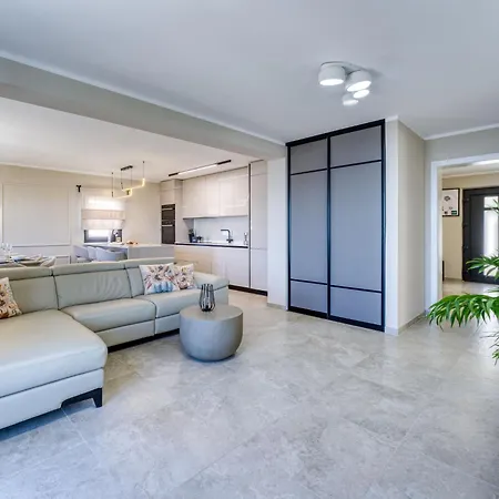 Lamar By Interhome