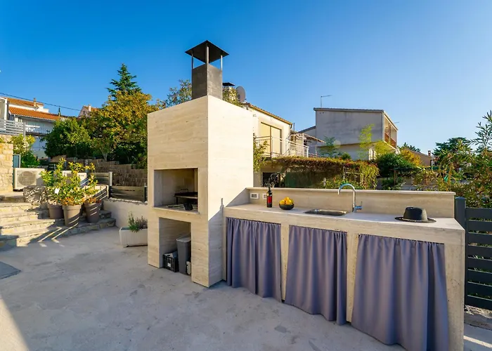 Appartement Lamar By Interhome Omišalj