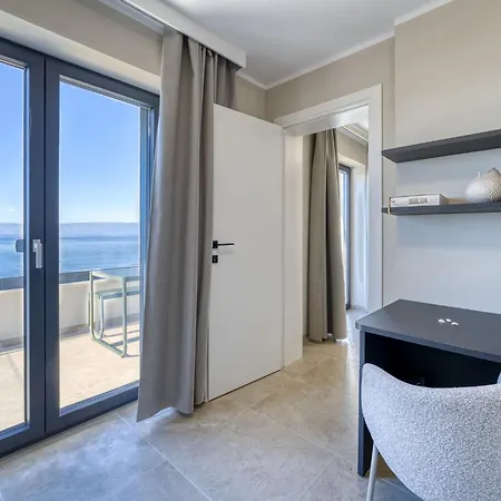 Lamar By Interhome Appartement Omišalj