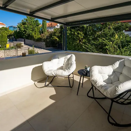 Lamar By Interhome